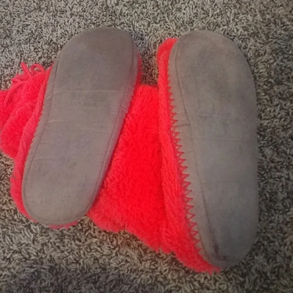 Girls Size 5/6 Bright Neon Fuzzy Slipper Boots Pom Pom House Shoes
